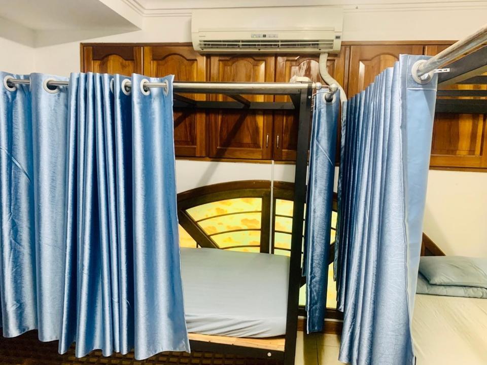 Sakura Hostel Saigon Хошимин Екстериор снимка