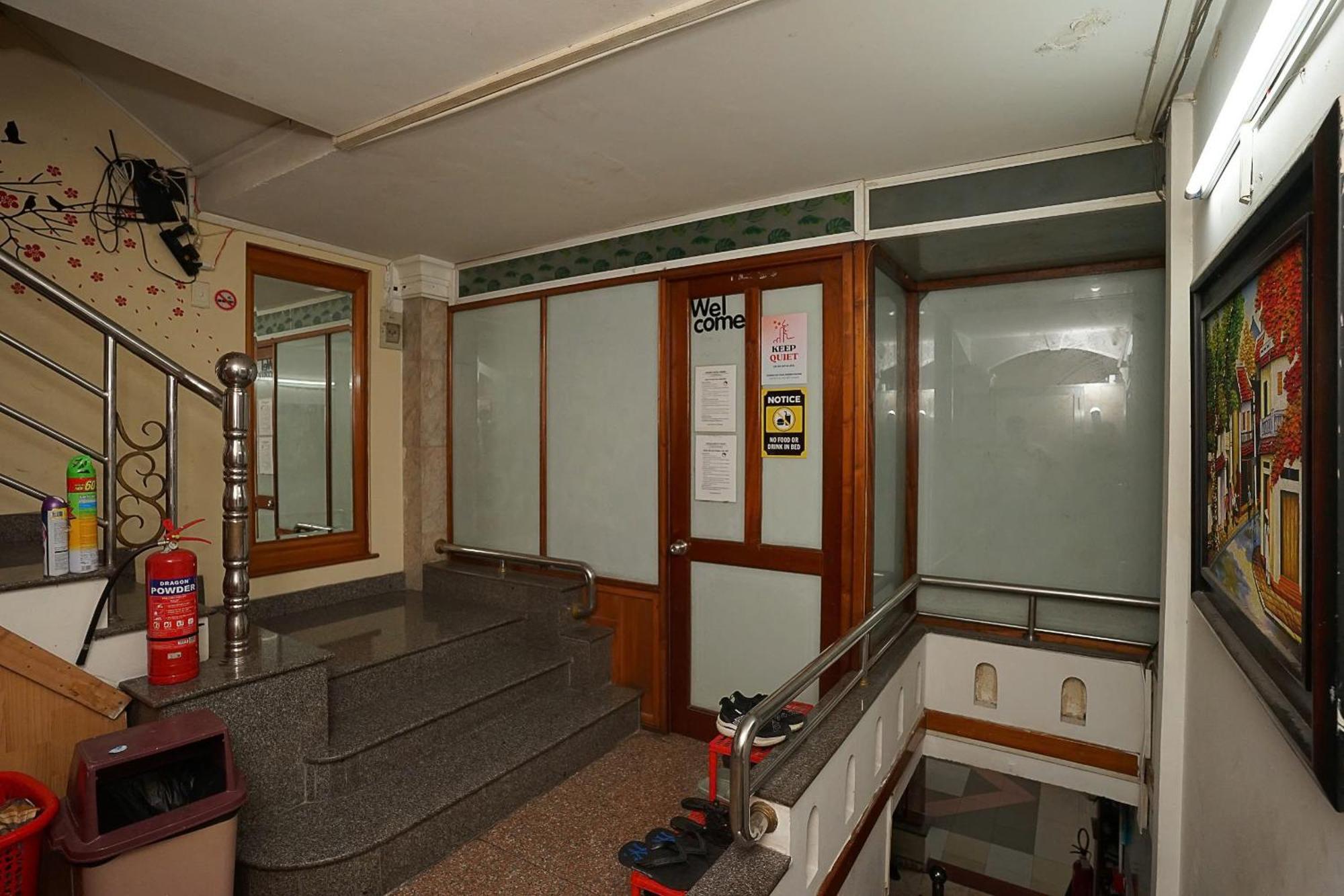 Sakura Hostel Saigon Хошимин Екстериор снимка